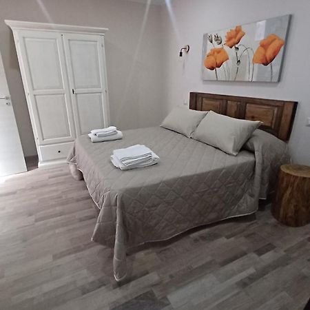 B&B Le Vie Del Borgo 卡迪里翁西塞尔 外观 照片
