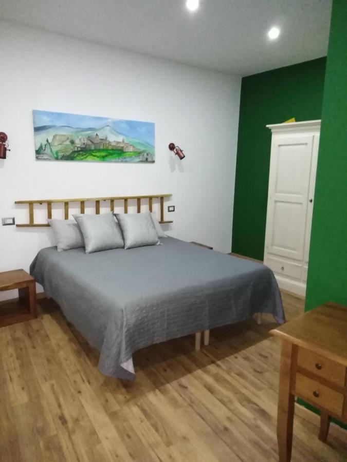 B&B Le Vie Del Borgo 卡迪里翁西塞尔 外观 照片